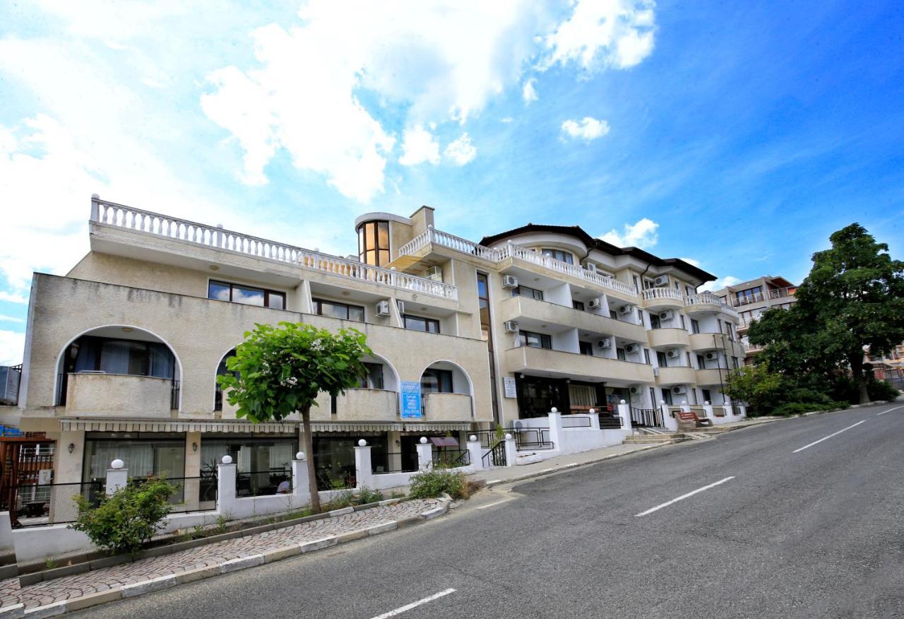 Hotel Corona Sveti Vlas Exterior photo