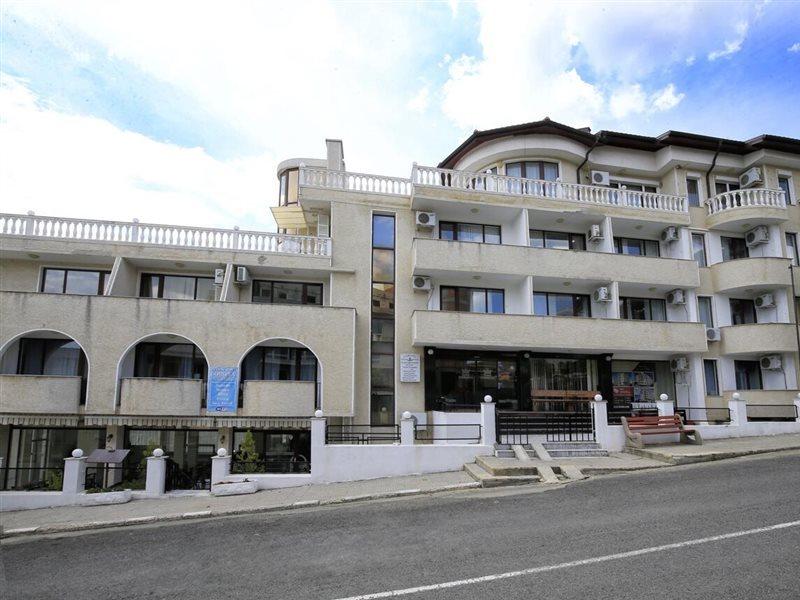 Hotel Corona Sveti Vlas Exterior photo